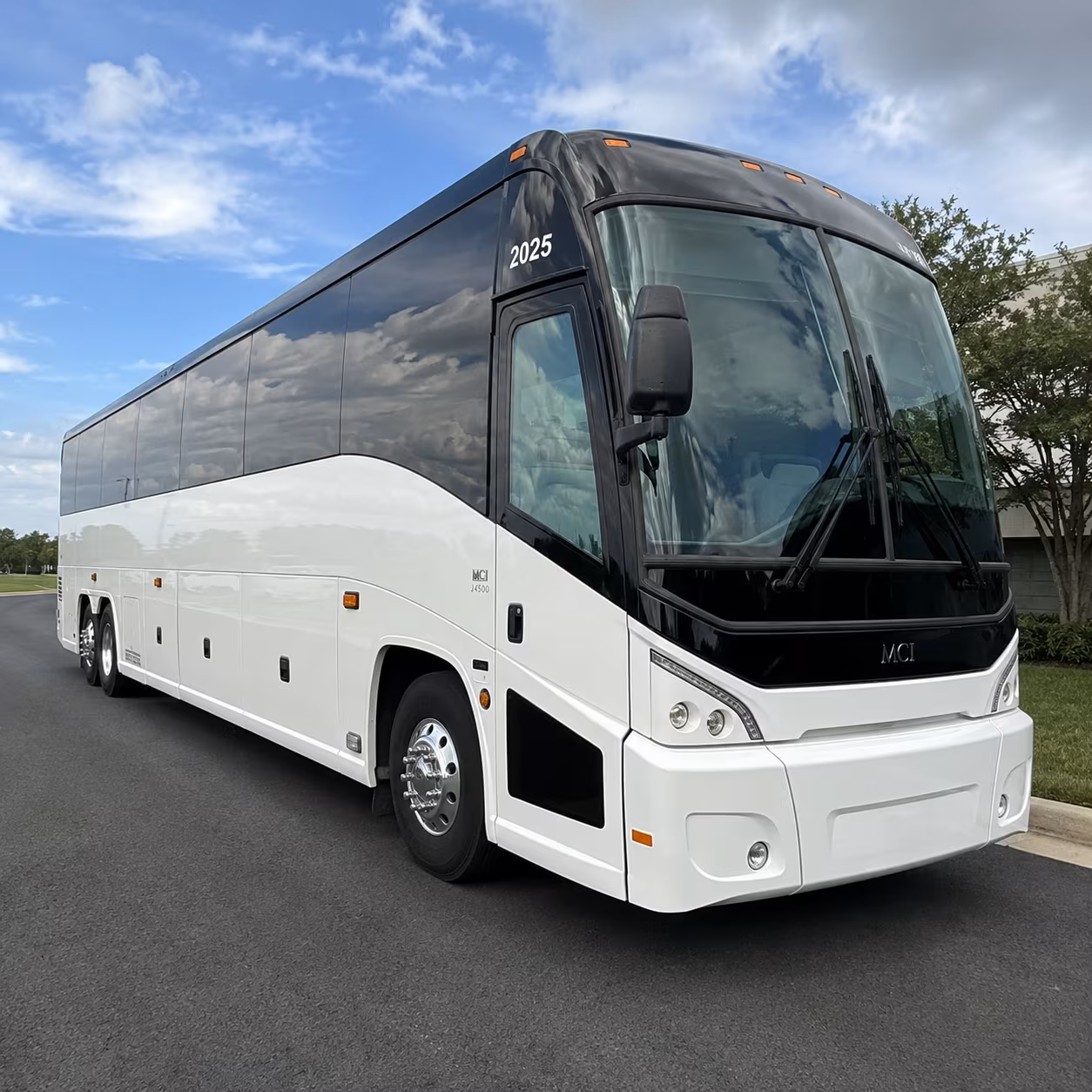 buses for corporate off sites team events and client entertainment