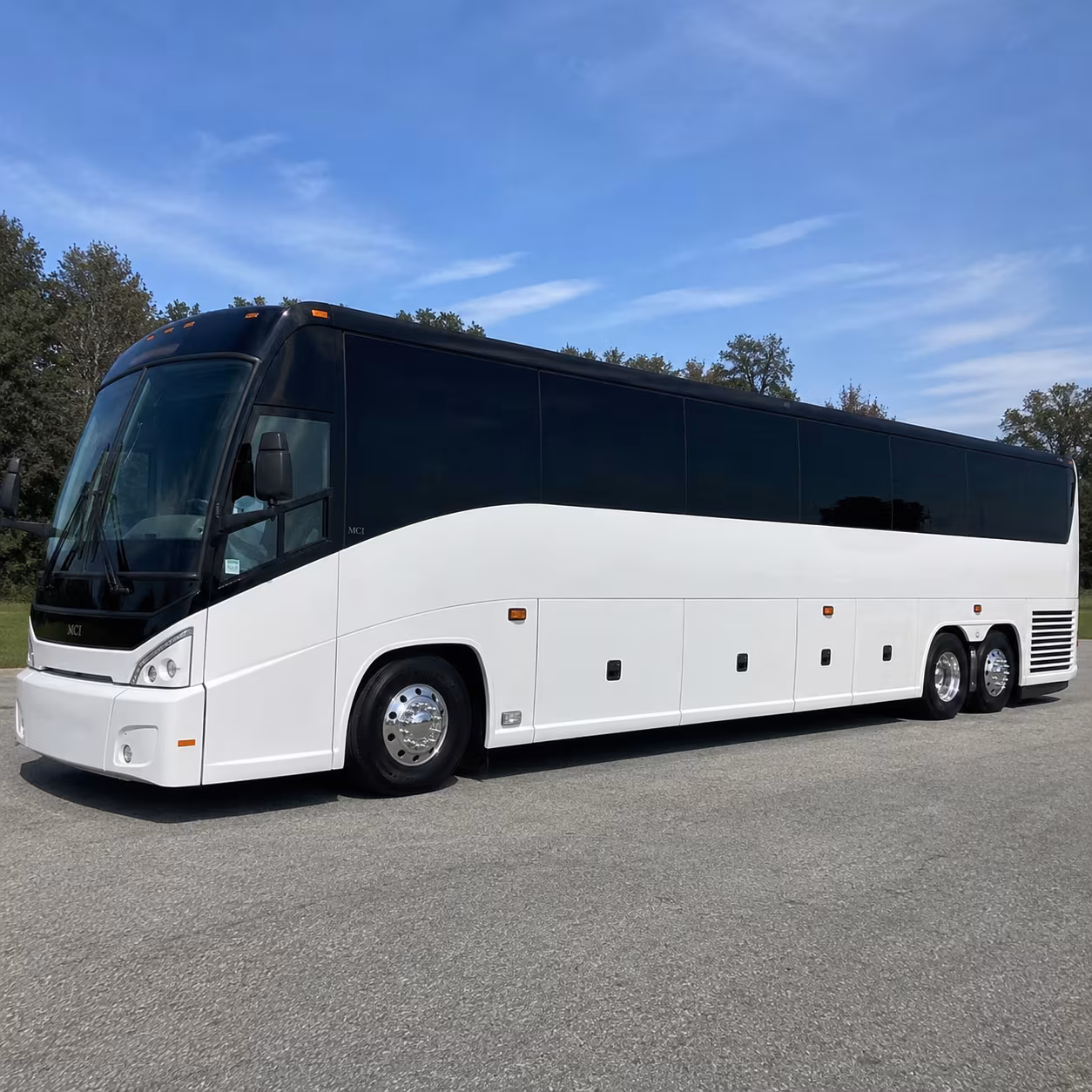 daily commuter shuttle buses from new haven s suburbs