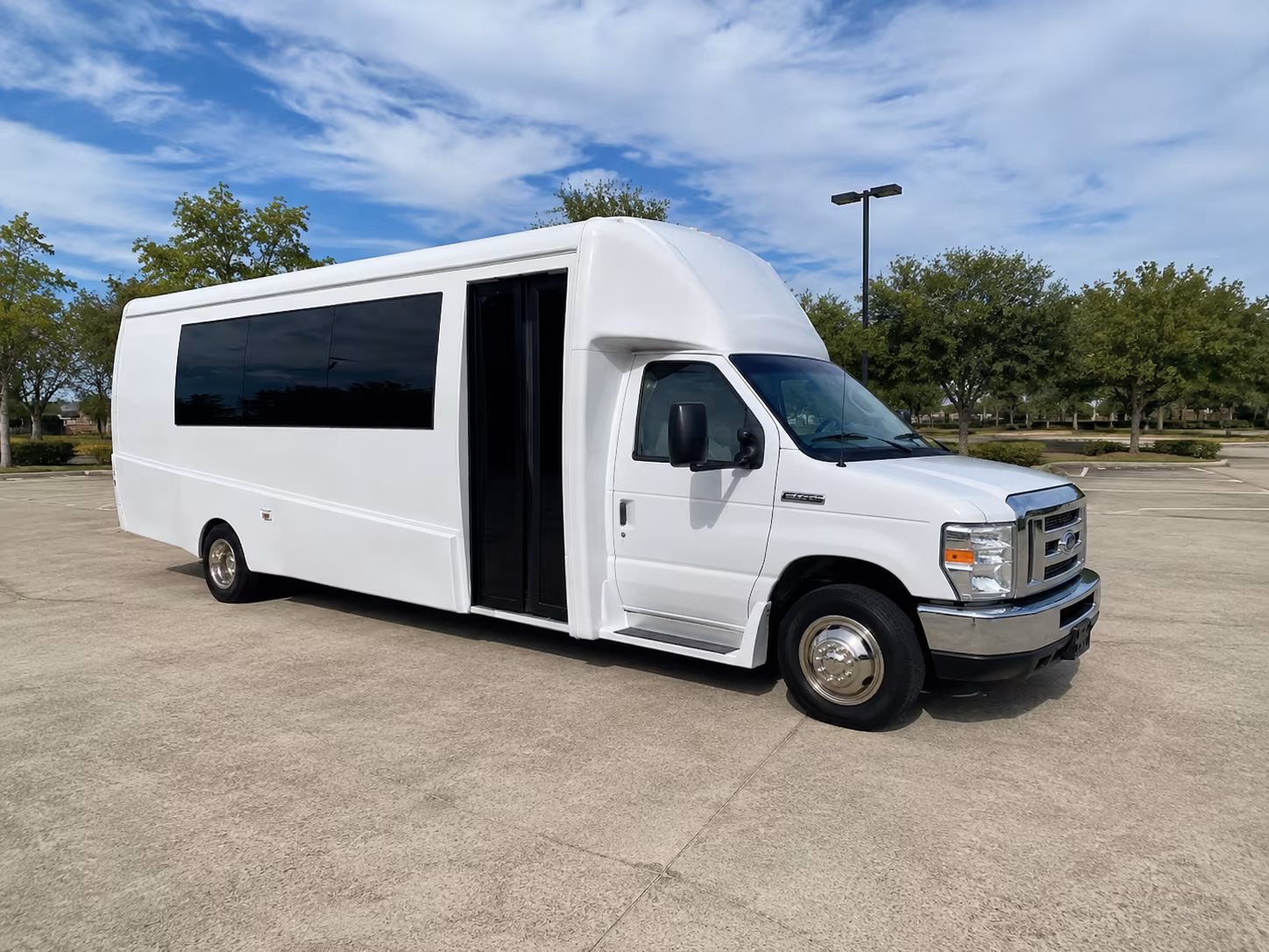 foxwoods resort casino mohegan sun party bus rental