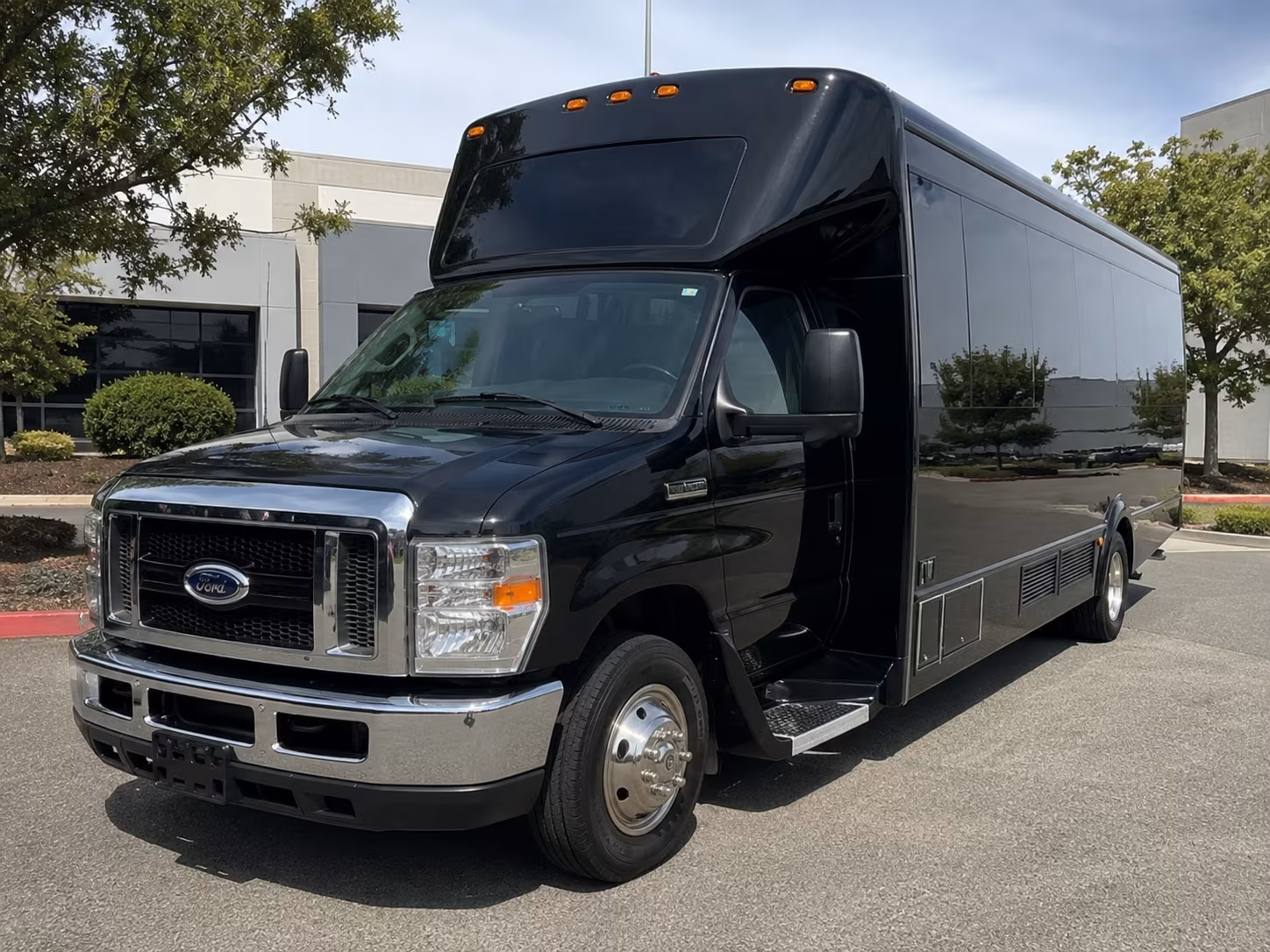 new haven wedding party bus rental