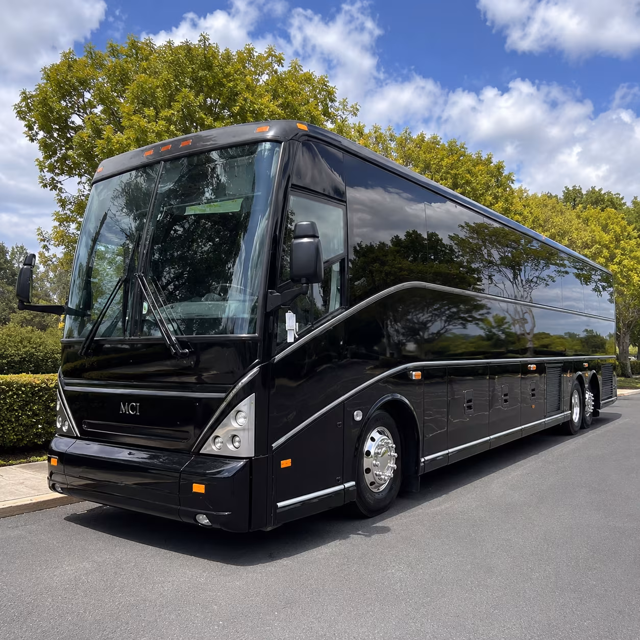 smooth bus transportation for yale commencement and campus events