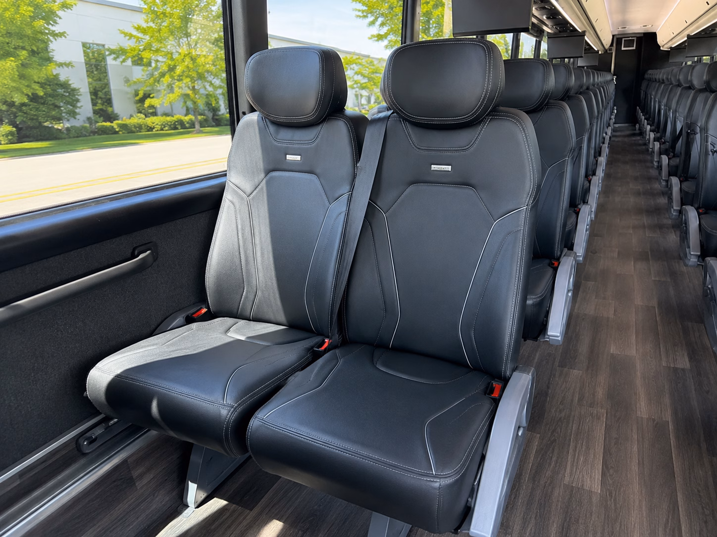 wedding guest shuttle buses between new haven hotels and your venue